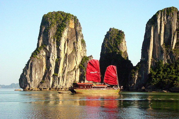 Tour du lịch Hạ Long hàng ngày